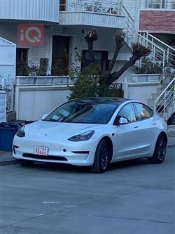 تێسلا مۆدێل 3